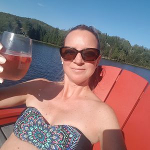 Meet your Posher, Véronique